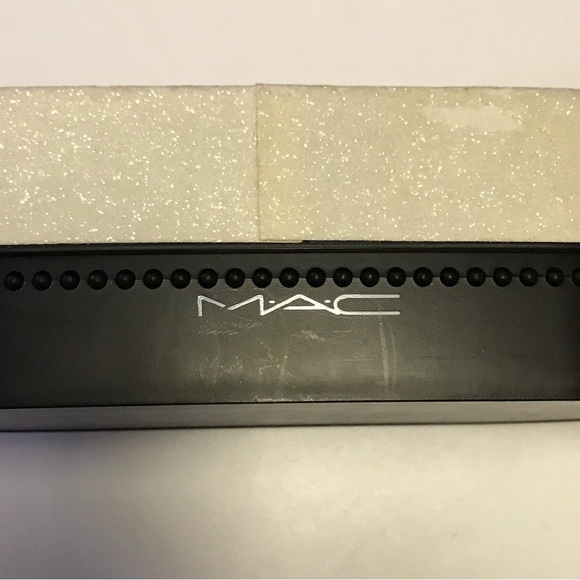 MAC Objects is Affection Pigments Set - Picture 3 of 4